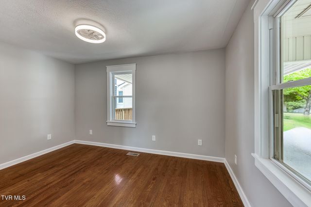 1220 Maryland Avenue, Bristol, TN 37620