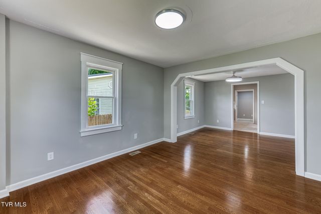 1220 Maryland Avenue, Bristol, TN 37620