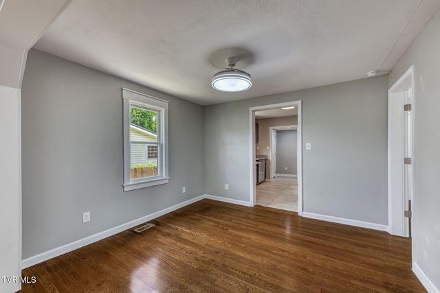 1220 Maryland Avenue, Bristol, TN 37620