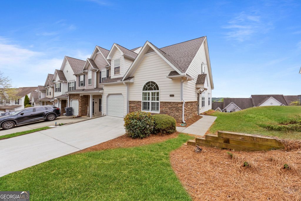 2024 Hoods Fort Circle NW, Kennesaw, GA 30144
