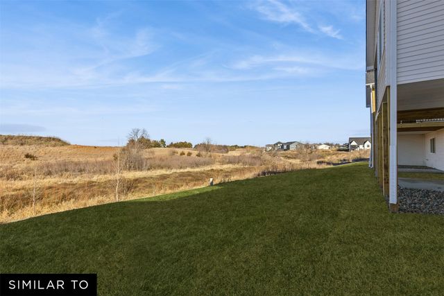 5702 NE Creek Ridge Drive, Ankeny, IA 50021