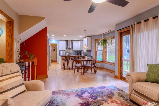 8121 Stockwell Street, Lincoln, NE 68506