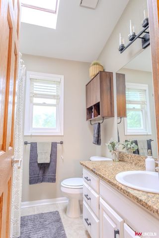8121 Stockwell Street, Lincoln, NE 68506