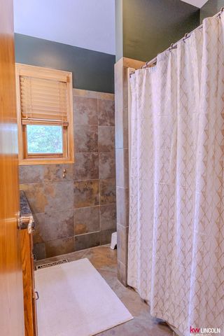 8121 Stockwell Street, Lincoln, NE 68506