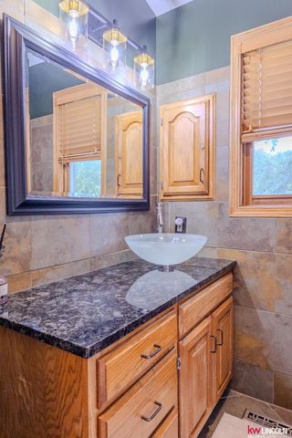 8121 Stockwell Street, Lincoln, NE 68506