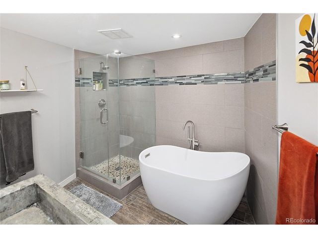 8666 Ainsdale Ct, Lone Tree, CO 80124