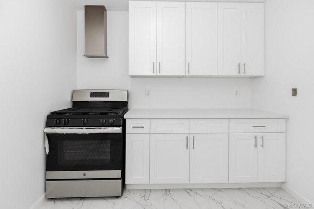 975 E 178th Street, Bronx, NY 10460