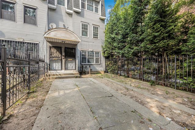 975 E 178th Street, Bronx, NY 10460
