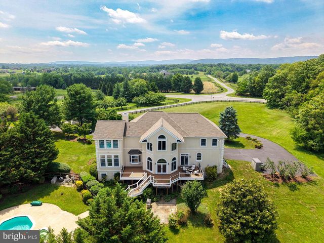 38140 WINSOME TRAIL LN, Purcellville, VA 20132