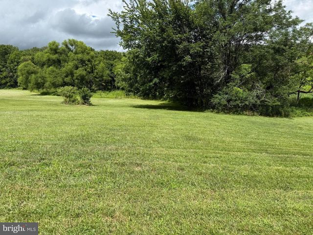 38140 WINSOME TRAIL LN, Purcellville, VA 20132