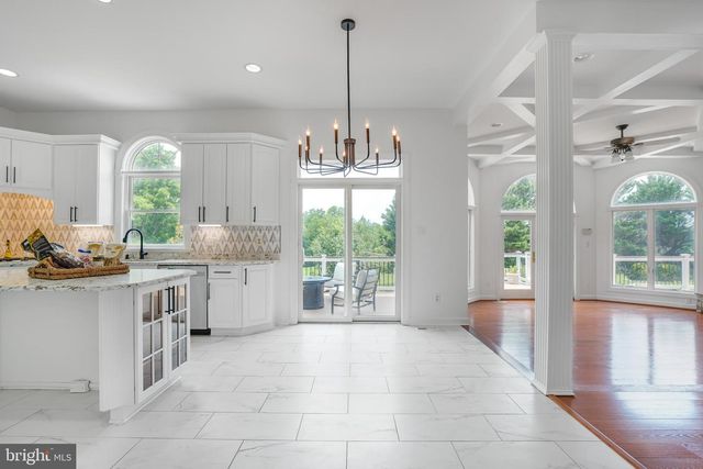 38140 WINSOME TRAIL LN, Purcellville, VA 20132
