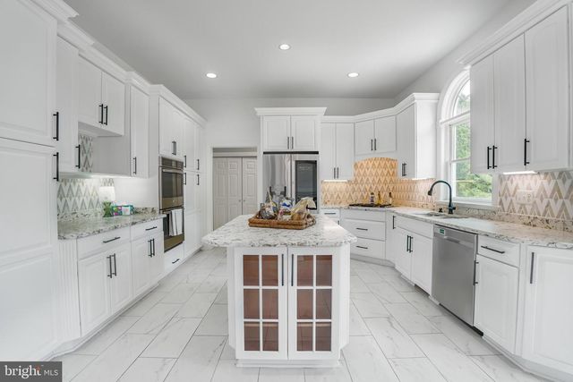 38140 WINSOME TRAIL LN, Purcellville, VA 20132