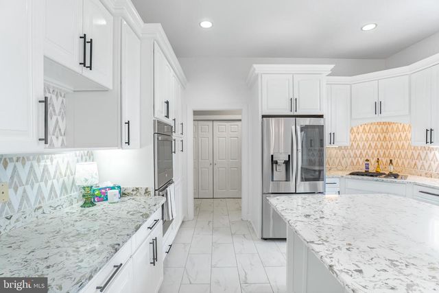 38140 WINSOME TRAIL LN, Purcellville, VA 20132
