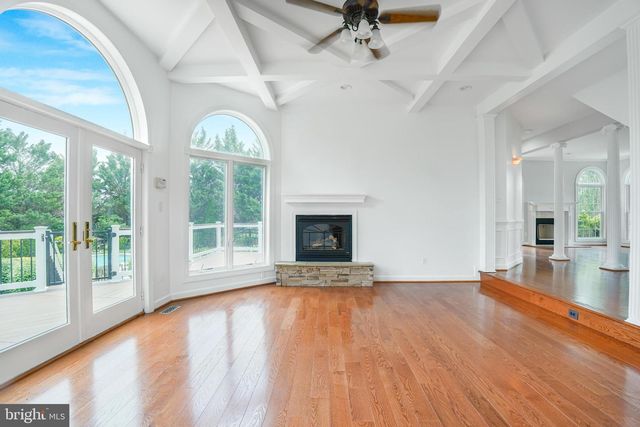 38140 WINSOME TRAIL LN, Purcellville, VA 20132