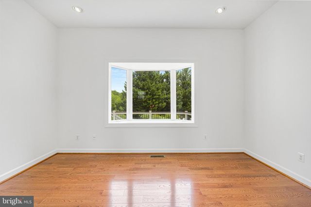 38140 WINSOME TRAIL LN, Purcellville, VA 20132