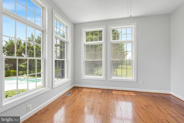 38140 WINSOME TRAIL LN, Purcellville, VA 20132