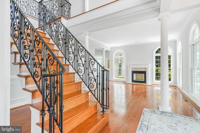 38140 WINSOME TRAIL LN, Purcellville, VA 20132