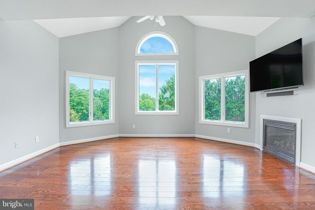 38140 WINSOME TRAIL LN, Purcellville, VA 20132