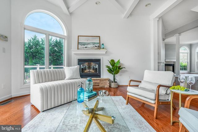 38140 WINSOME TRAIL LN, Purcellville, VA 20132