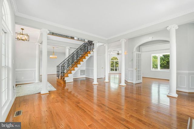 38140 WINSOME TRAIL LN, Purcellville, VA 20132