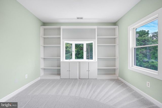 38140 WINSOME TRAIL LN, Purcellville, VA 20132