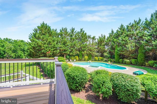 38140 WINSOME TRAIL LN, Purcellville, VA 20132