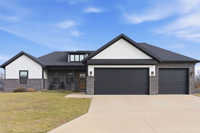4196 Madrid Avenue, Ozark, MO 65721