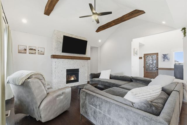 4196 Madrid Avenue, Ozark, MO 65721