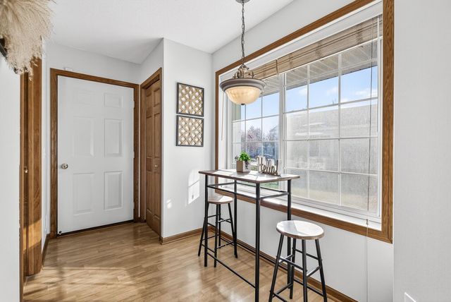 15681 Flackwood Way, Apple Valley, MN 55124