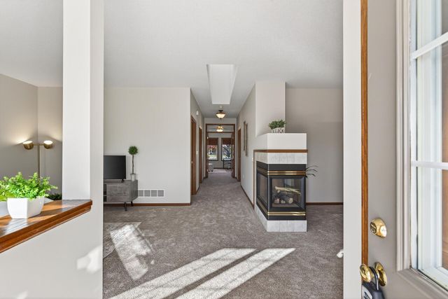 15681 Flackwood Way, Apple Valley, MN 55124