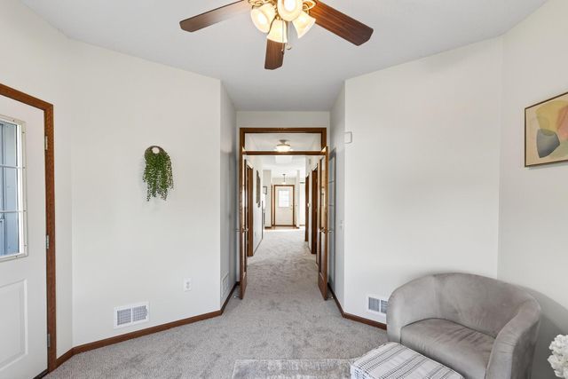 15681 Flackwood Way, Apple Valley, MN 55124