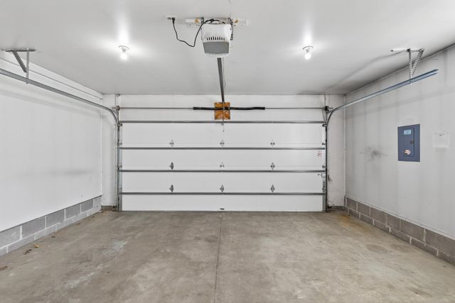 15681 Flackwood Way, Apple Valley, MN 55124