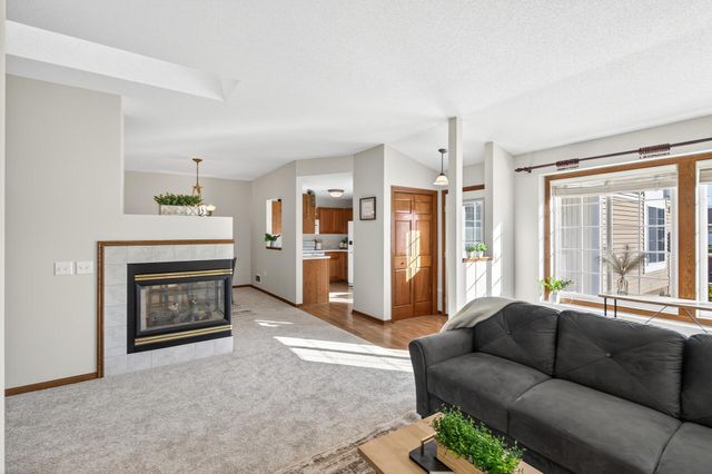 15681 Flackwood Way, Apple Valley, MN 55124