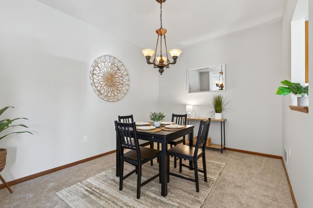 15681 Flackwood Way, Apple Valley, MN 55124