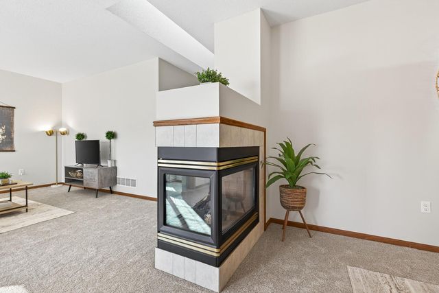 15681 Flackwood Way, Apple Valley, MN 55124