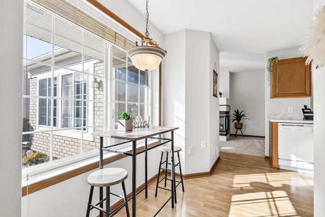 15681 Flackwood Way, Apple Valley, MN 55124