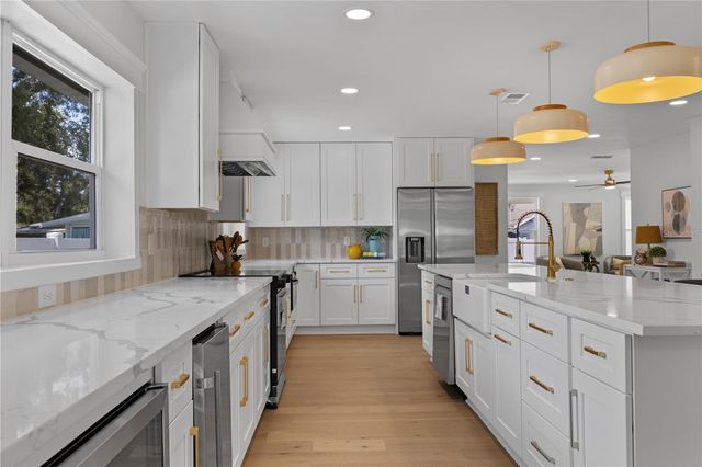 4621 4TH AVENUE N, St Petersburg, FL 33713