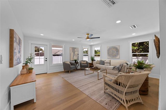 4621 4TH AVENUE N, St Petersburg, FL 33713
