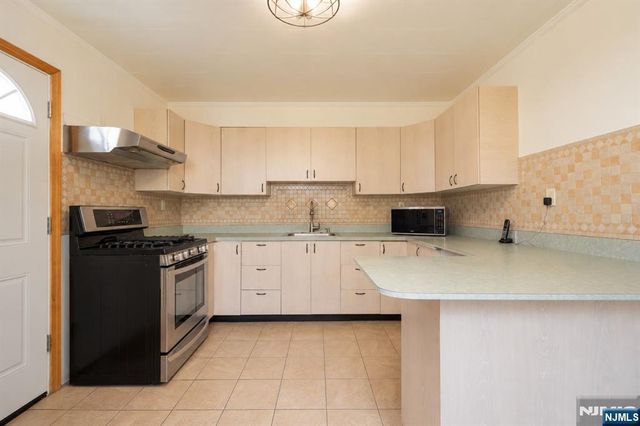 711 Bloomfield Avenue, Clifton, NJ 07012