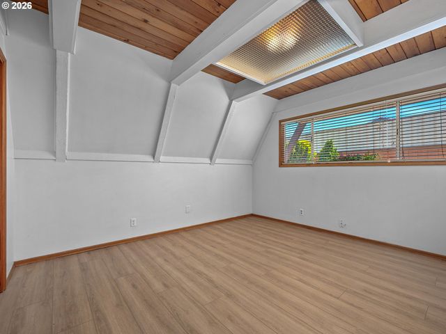 4254 Se BENTLEY St, Hillsboro, OR 97123