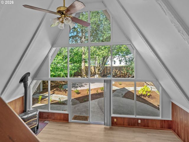 4254 Se BENTLEY St, Hillsboro, OR 97123