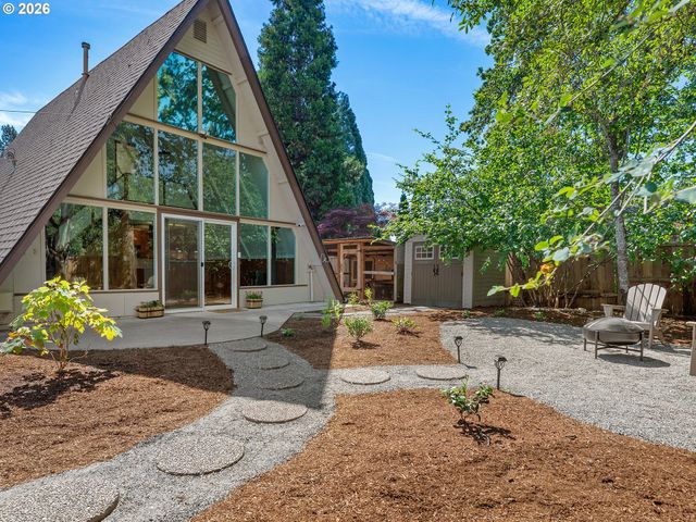 4254 Se BENTLEY St, Hillsboro, OR 97123