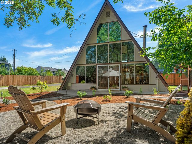 4254 Se BENTLEY St, Hillsboro, OR 97123