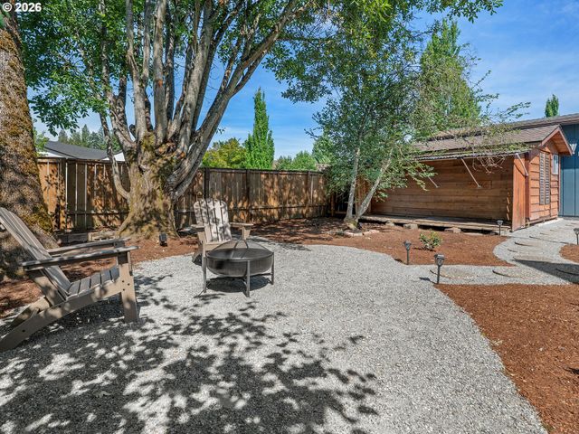 4254 Se BENTLEY St, Hillsboro, OR 97123