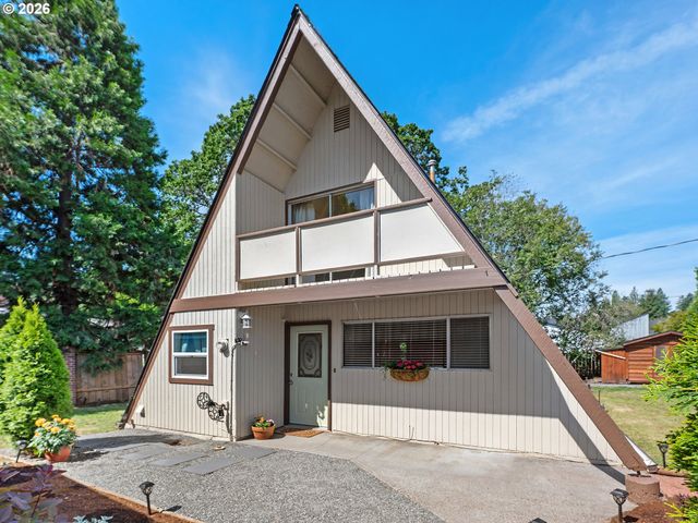 4254 Se BENTLEY St, Hillsboro, OR 97123