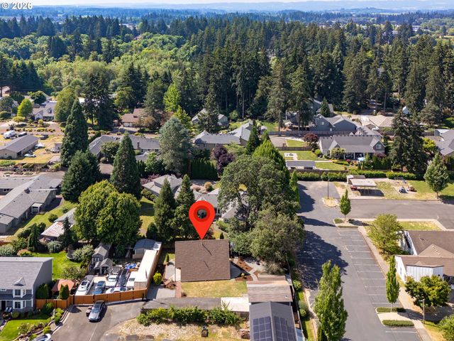 4254 Se BENTLEY St, Hillsboro, OR 97123