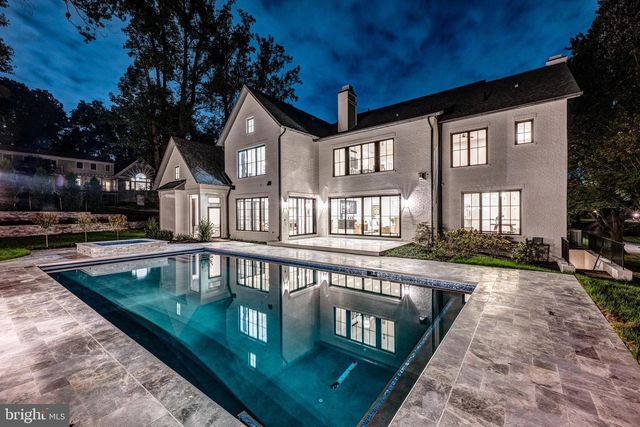 8206 PETTIT CT, Mclean, VA 22102