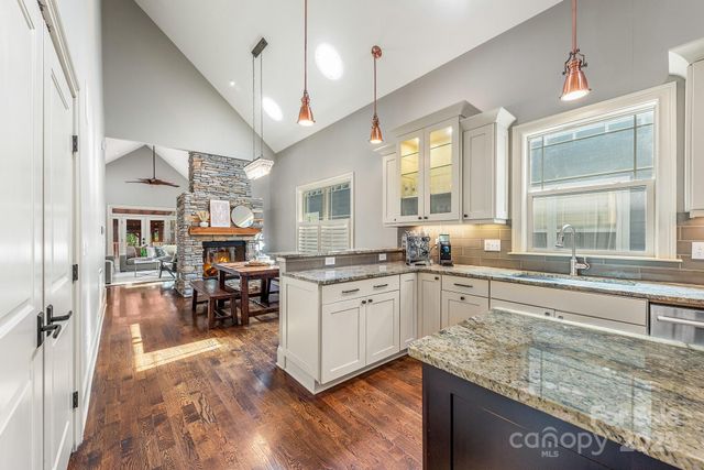 723 E 35th Street, Charlotte, NC 28205