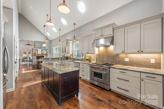 723 E 35th Street, Charlotte, NC 28205