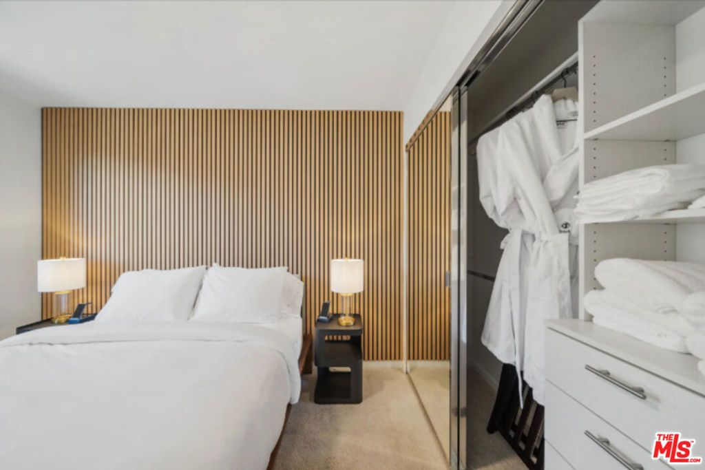 Image 45 of property listing at 3004 Sequit Dr, Malibu, CA 90265